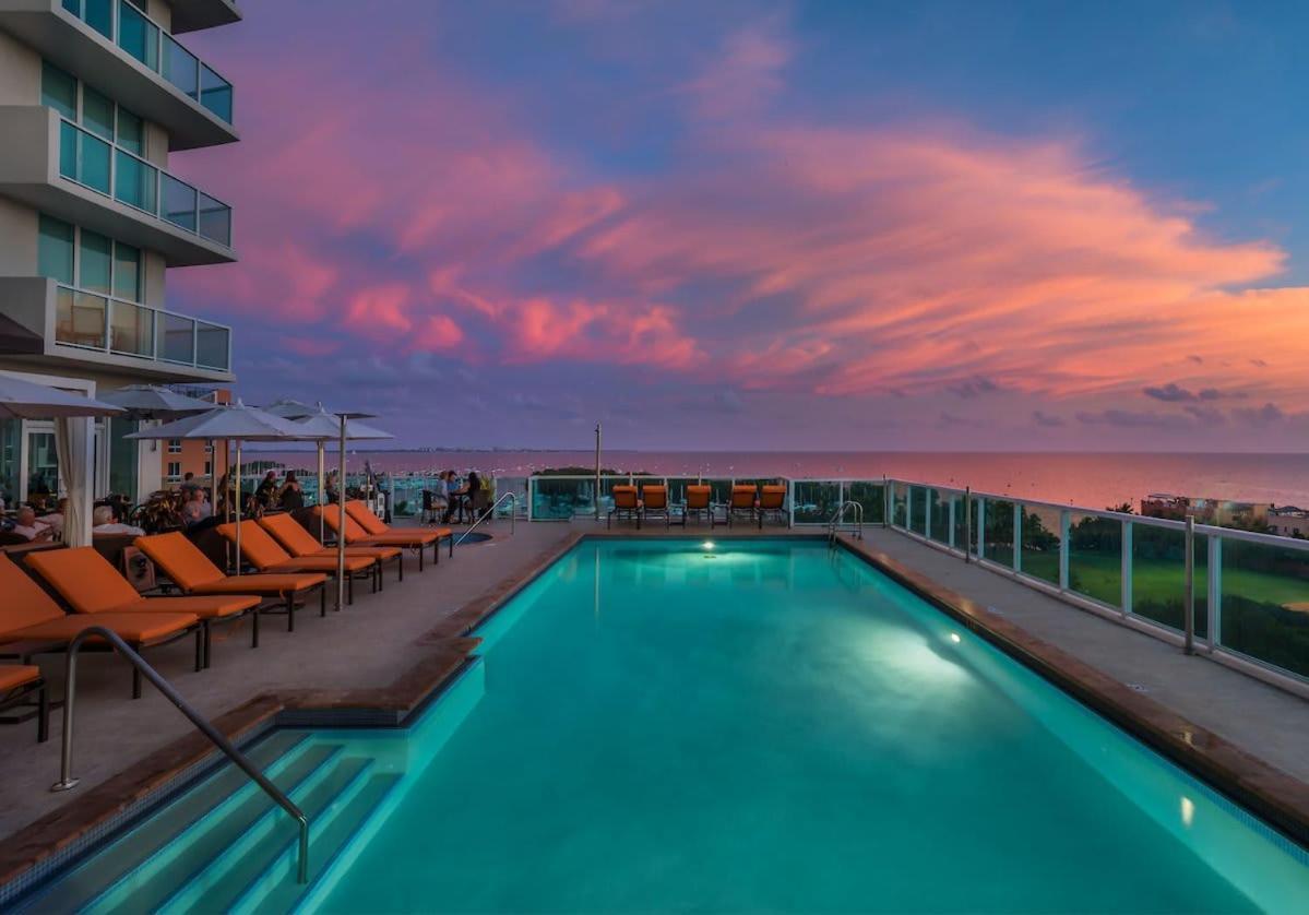 Mvr - Designer Balconies Miami's Views